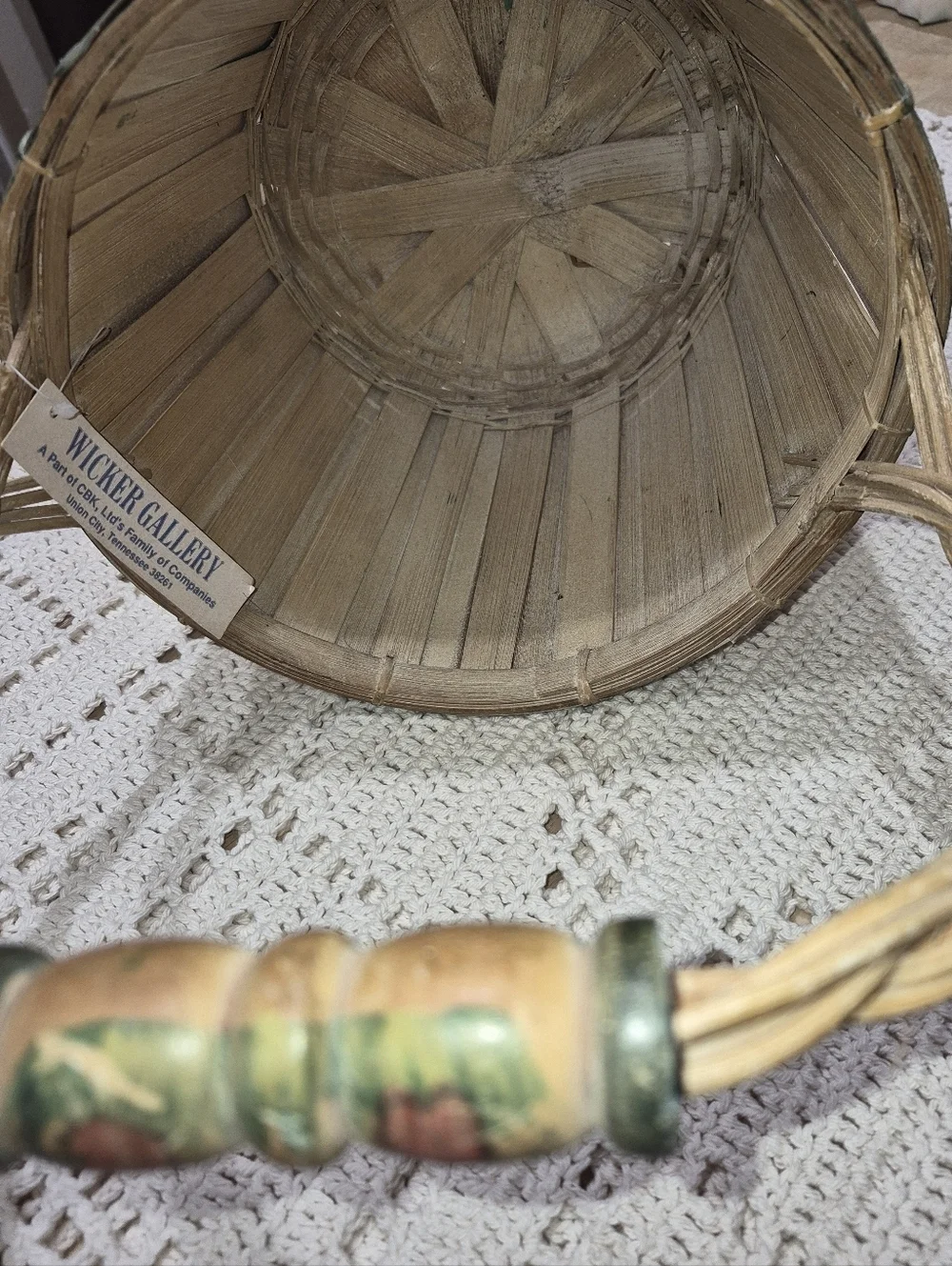 Vintage Wicker Basket featuring a hand-painted red apple motif and green accents